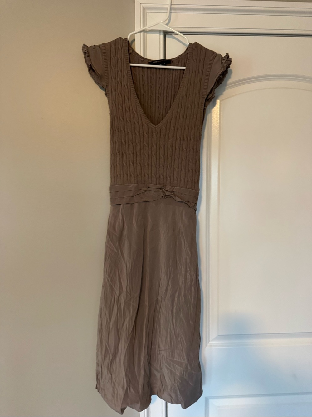 BCBGMAXAZRIA Taupe Cable Knit Satin Midi Dress Size Small